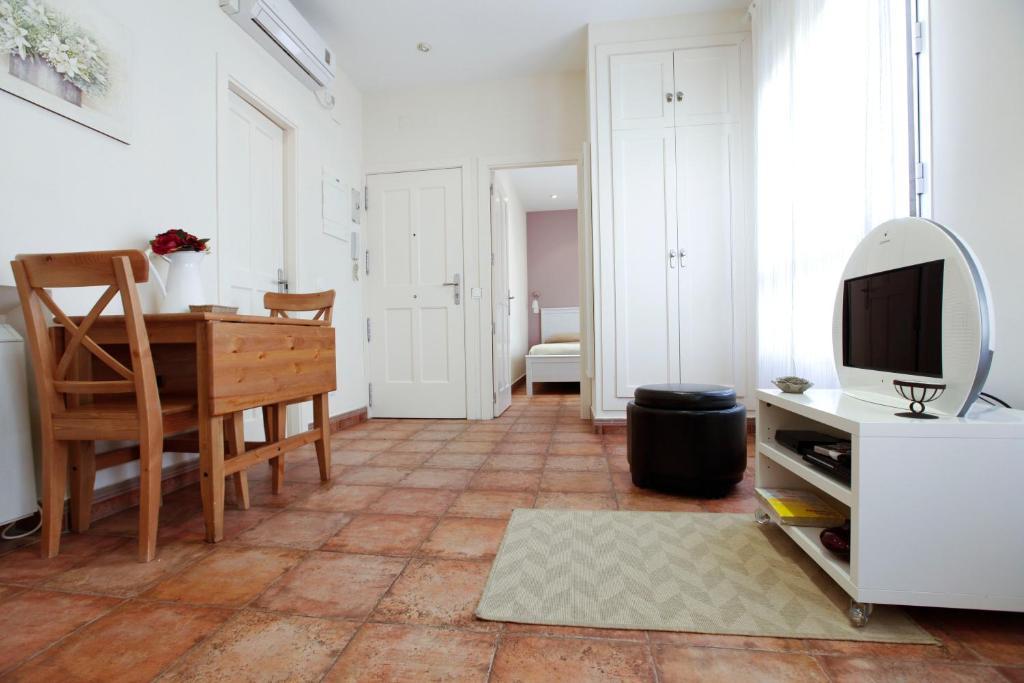 Apartamento Tirso De Molina Madrid Phòng bức ảnh