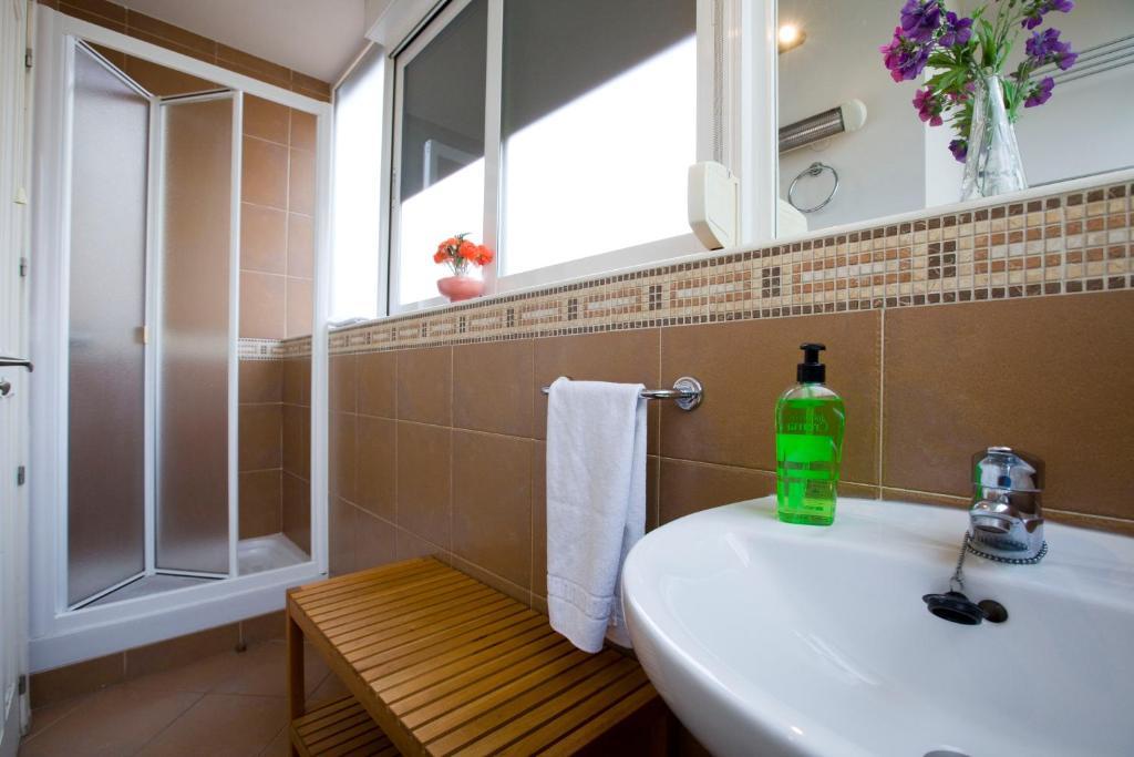 Apartamento Tirso De Molina Madrid Phòng bức ảnh