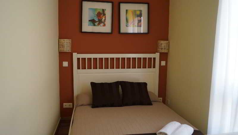 Apartamento Tirso De Molina Madrid Ngoại thất bức ảnh