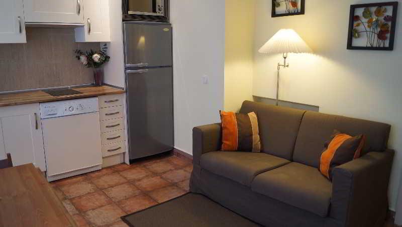 Apartamento Tirso De Molina Madrid Ngoại thất bức ảnh