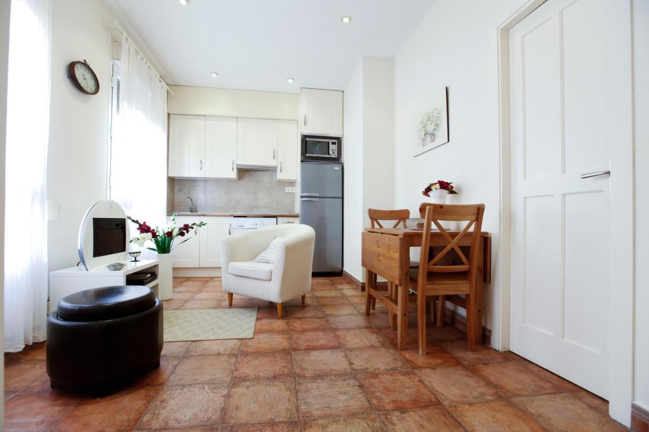 Apartamento Tirso De Molina Madrid Ngoại thất bức ảnh
